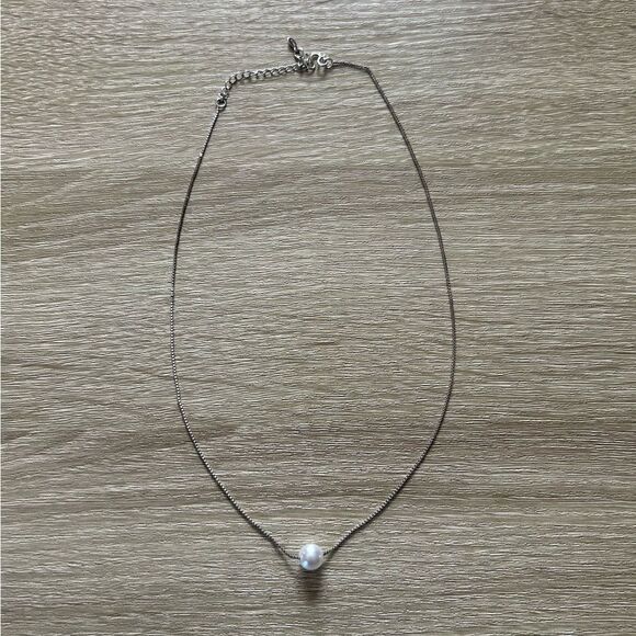 PREOWNED … Silver “PEARL” Necklace - Picture 1 of 1
